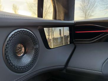 Lotus Eletre 450 S 4WD — photo 13