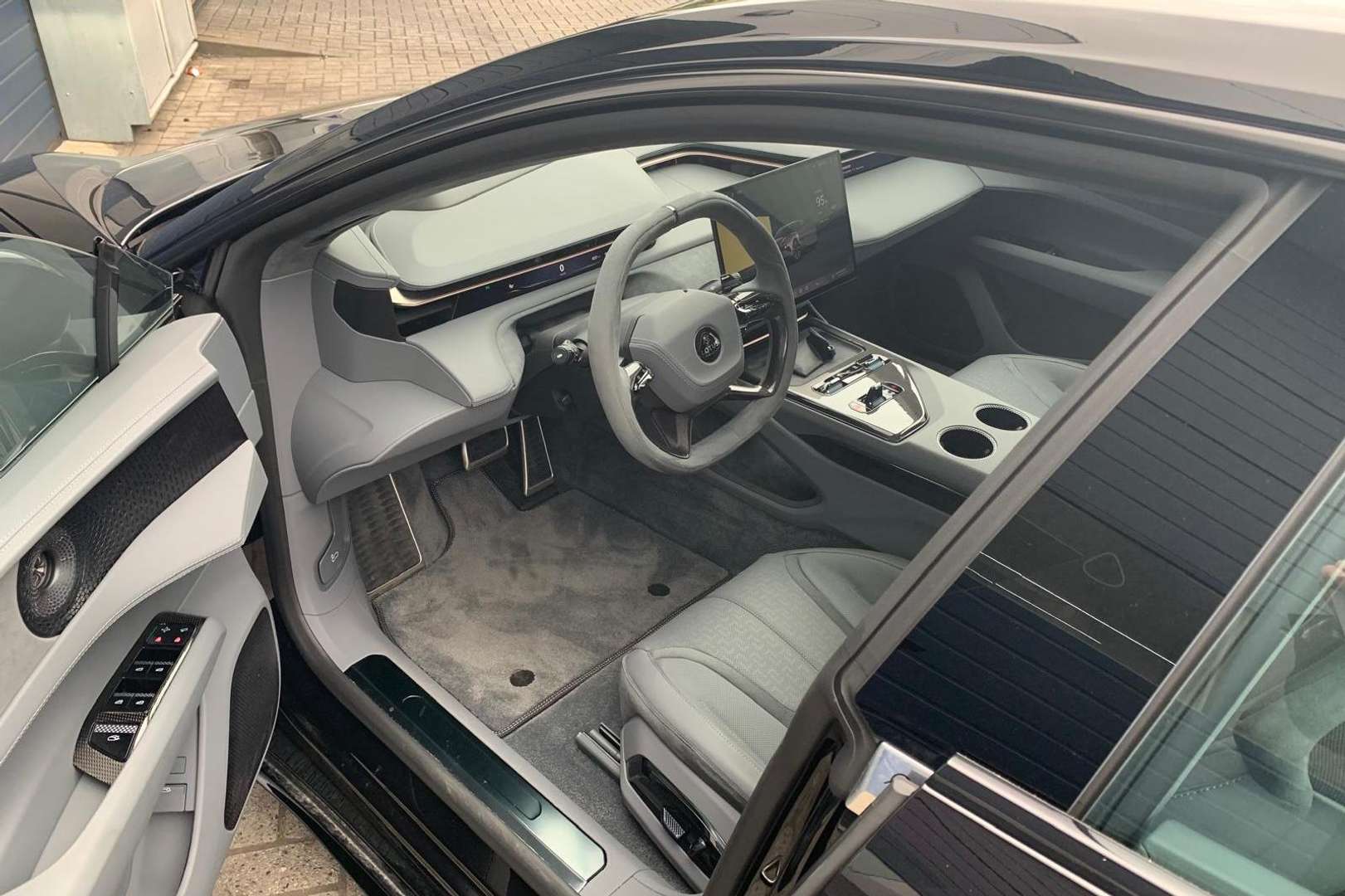 Lotus Emeya - 2025 - Joinsteer - #11