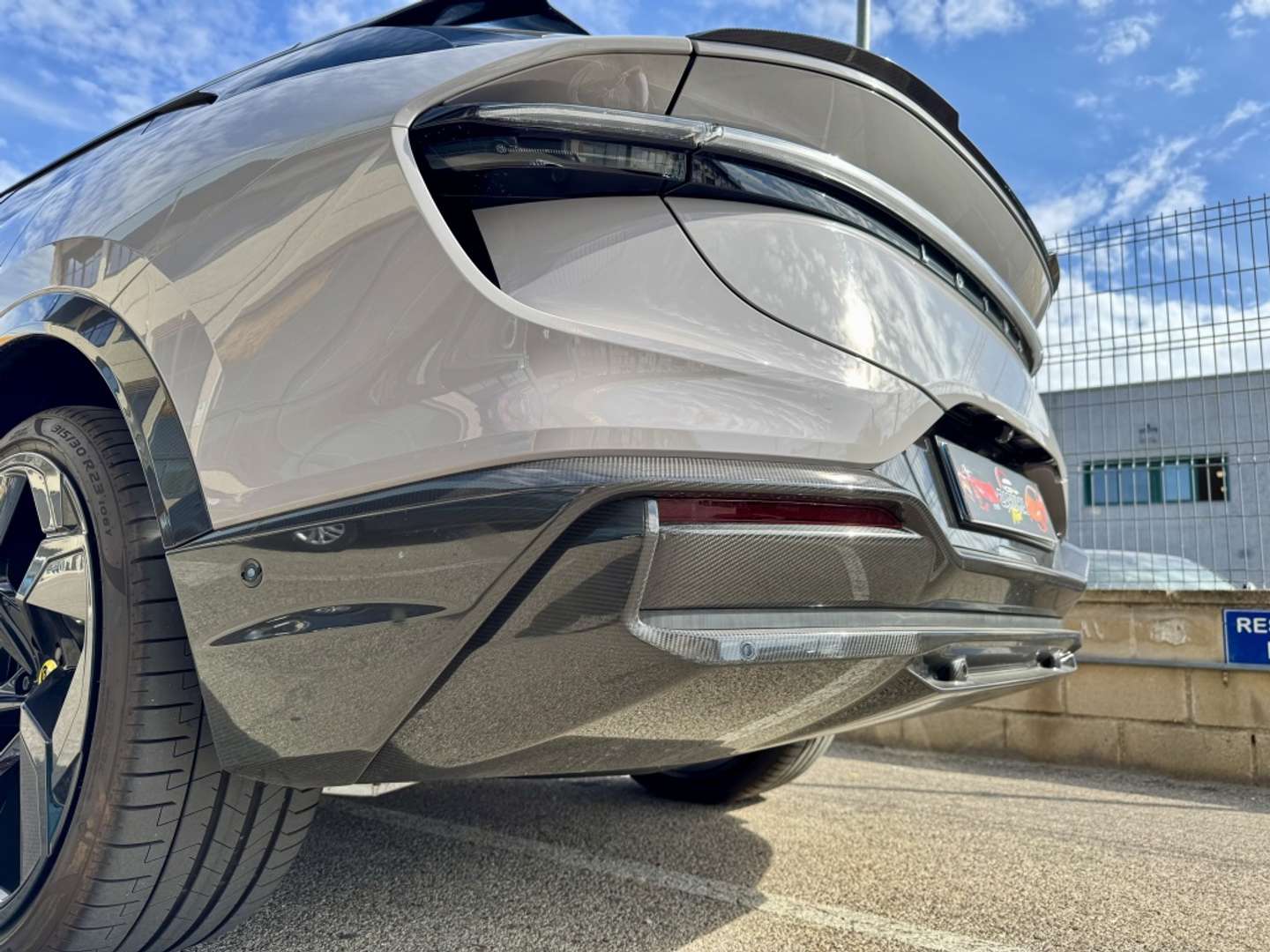 Lotus Eletre - 2025 - Joinsteer - #10