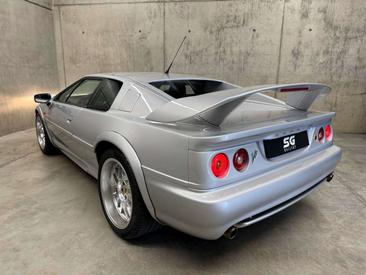 Lotus Esprit V8 — photo 12