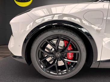 Lotus Eletre Sport 600 — photo 10