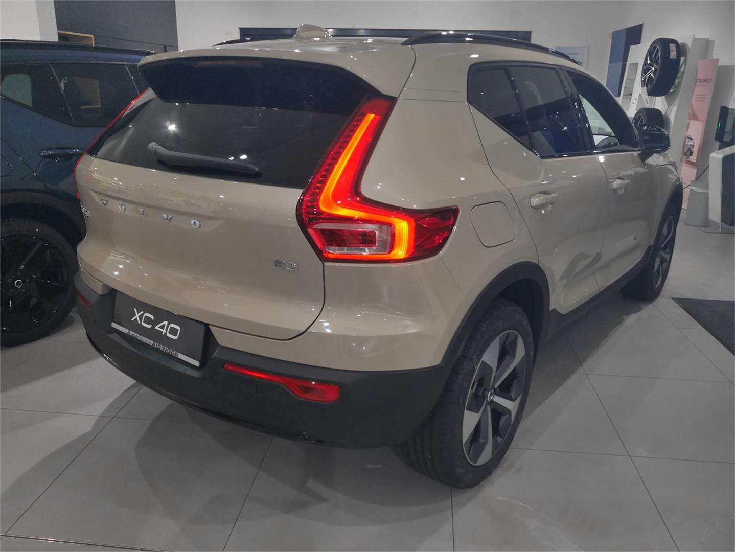 Volvo XC40 B3 Plus - 2026 - Joinsteer - #3