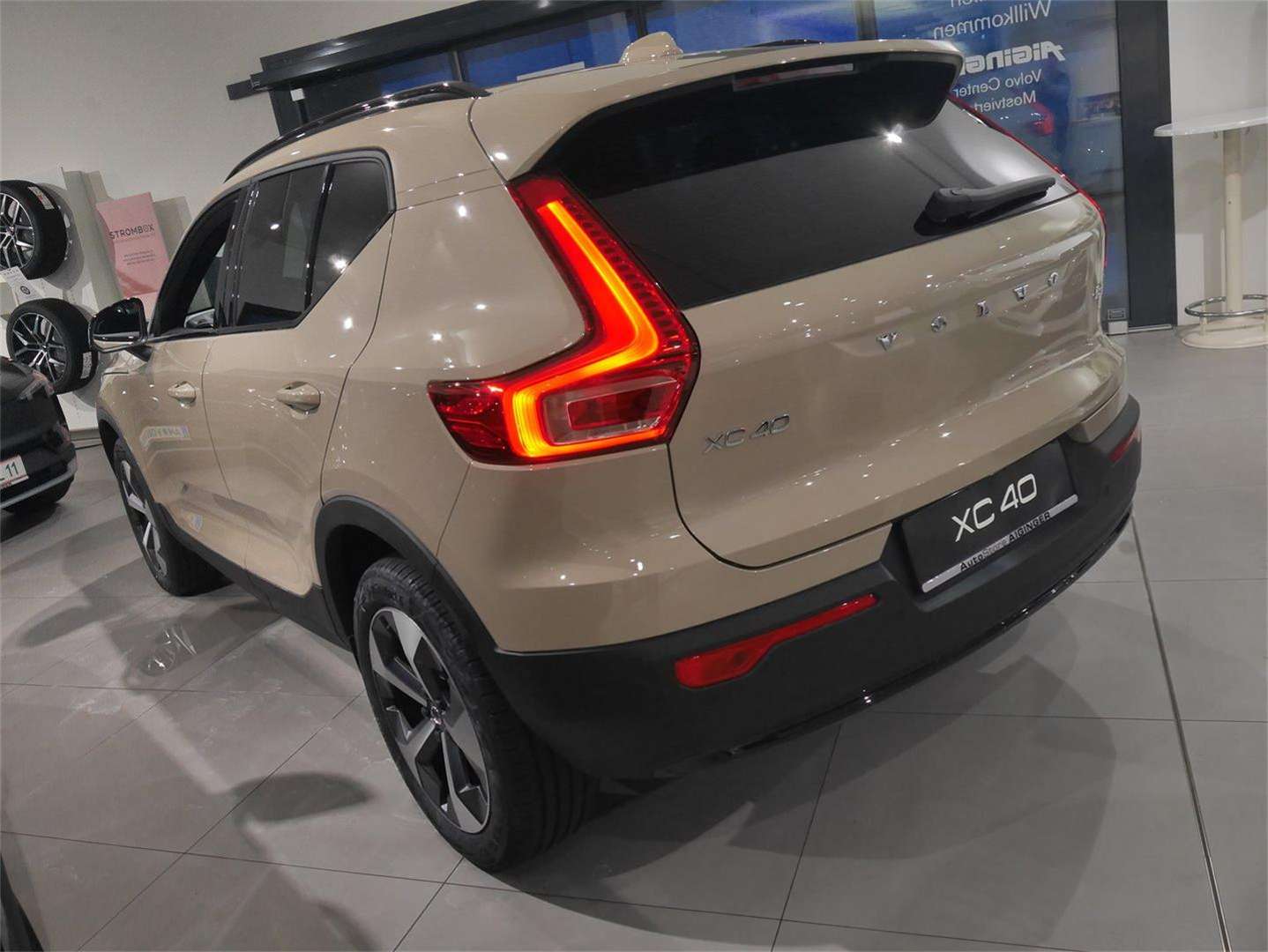 Volvo XC40 B3 Plus - 2026 - Joinsteer - #4