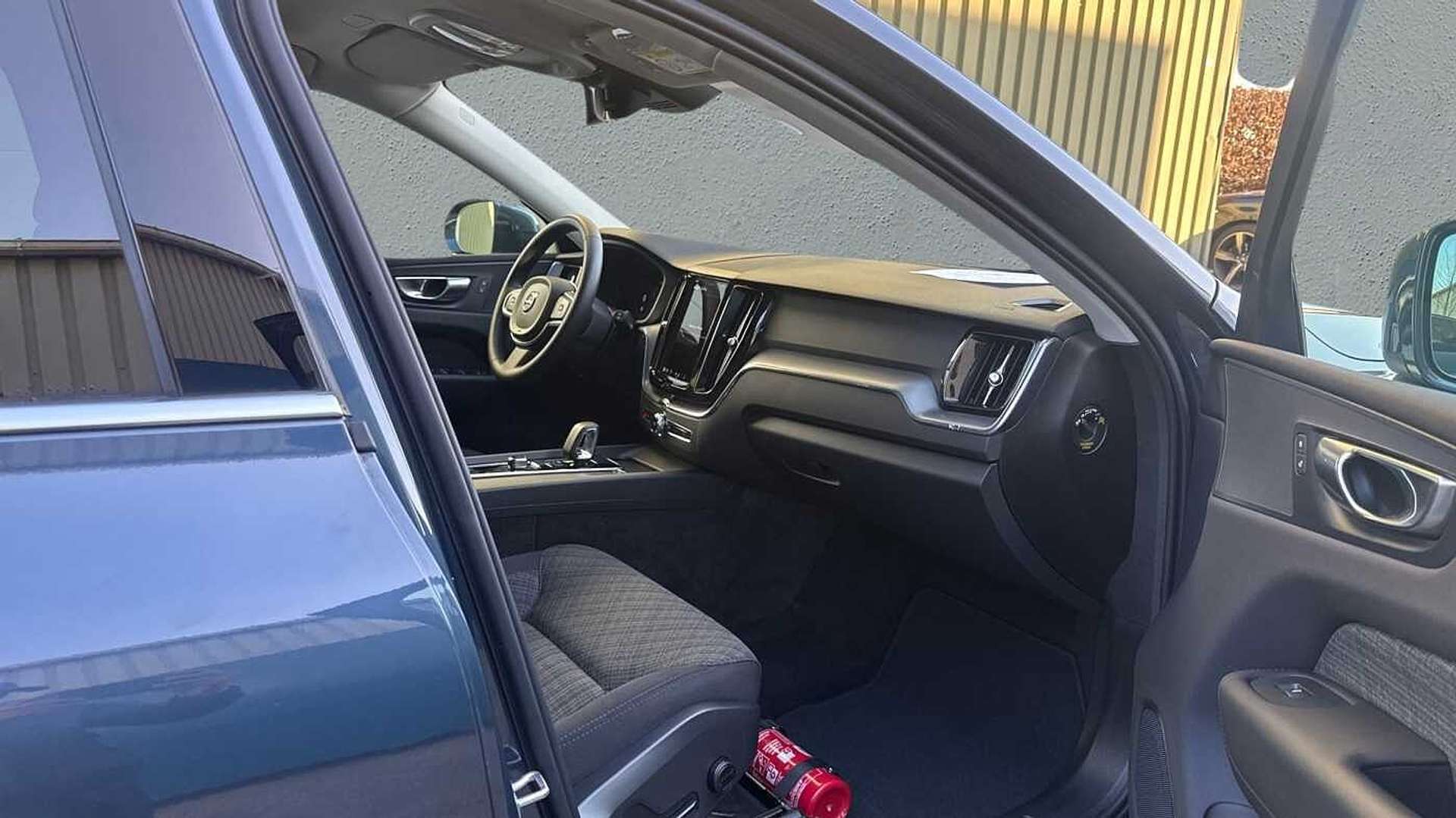 Volvo XC60 B4 Core - 2023 - Joinsteer - #5