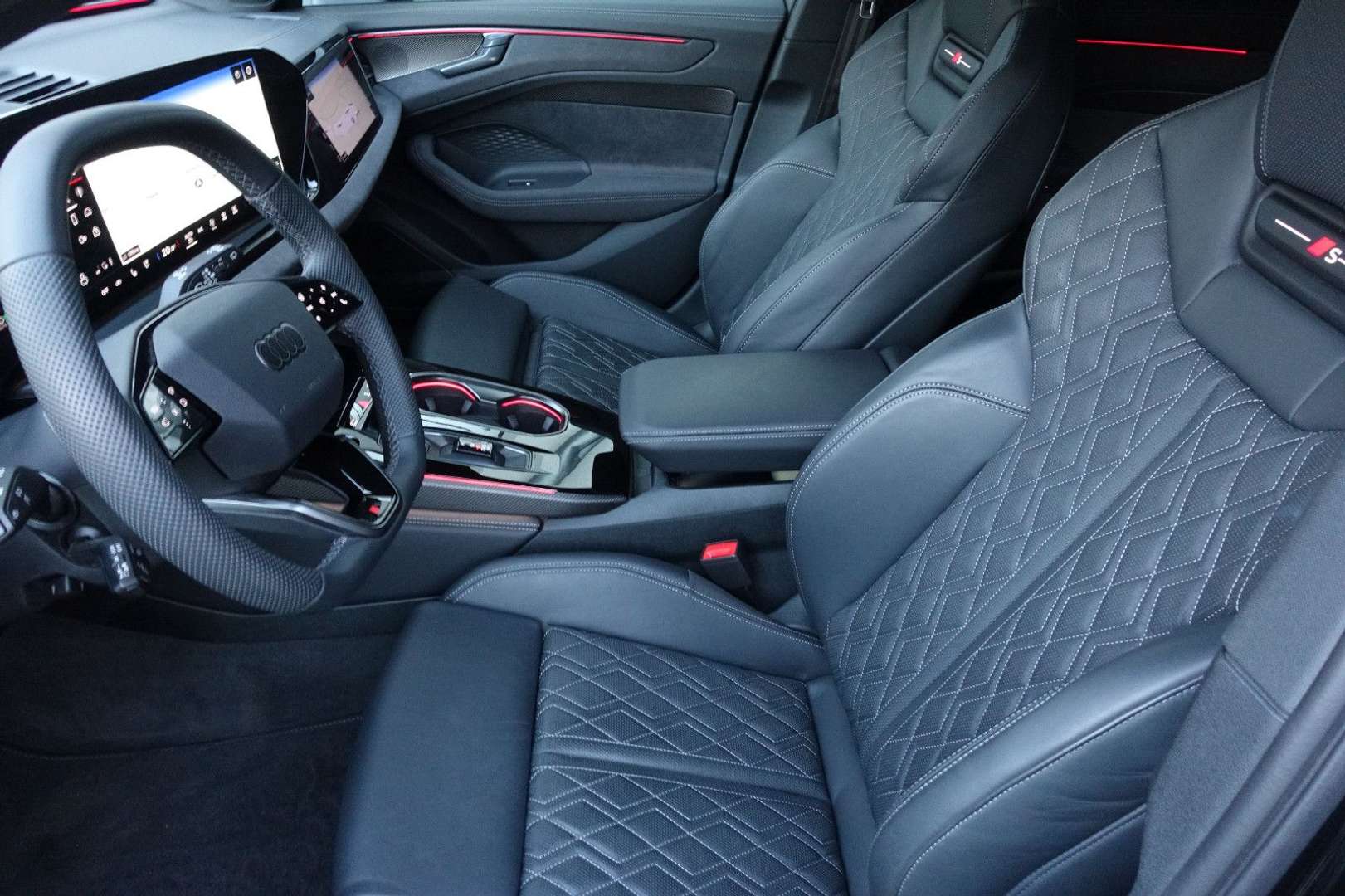 Audi A6 S Line Edition One Tech Pro 3.0 TFSI - 2025 - Joinsteer - #4