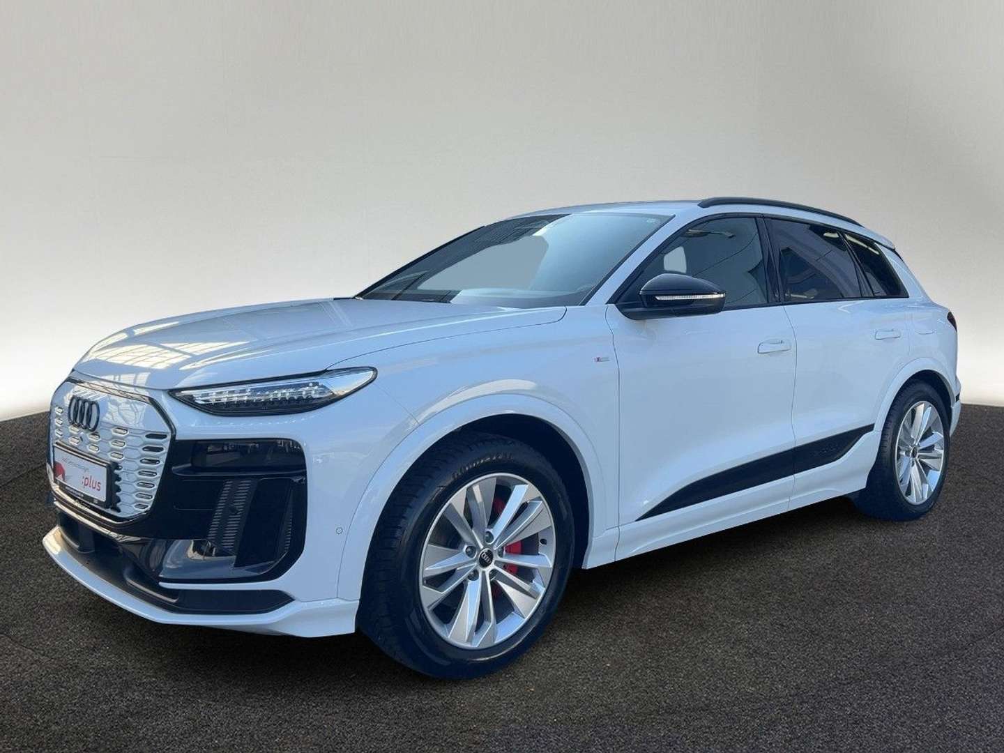 Audi Q6 E-tron S Line Performance - 2025 - Joinsteer - #1