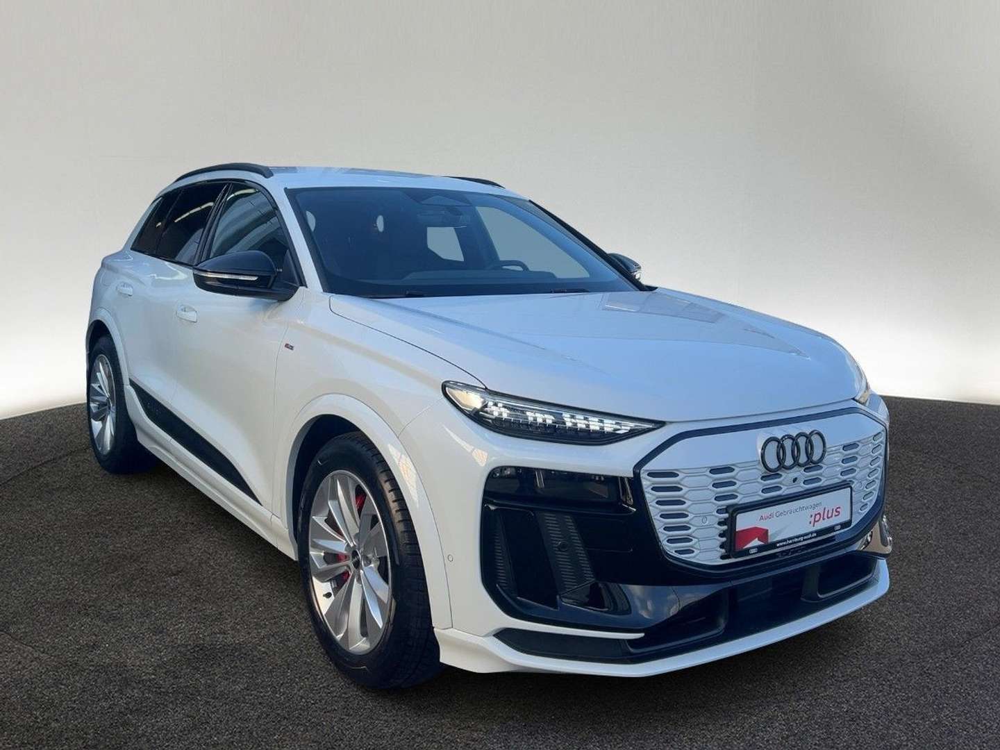 Audi Q6 E-tron S Line Performance - 2025 - Joinsteer - #4