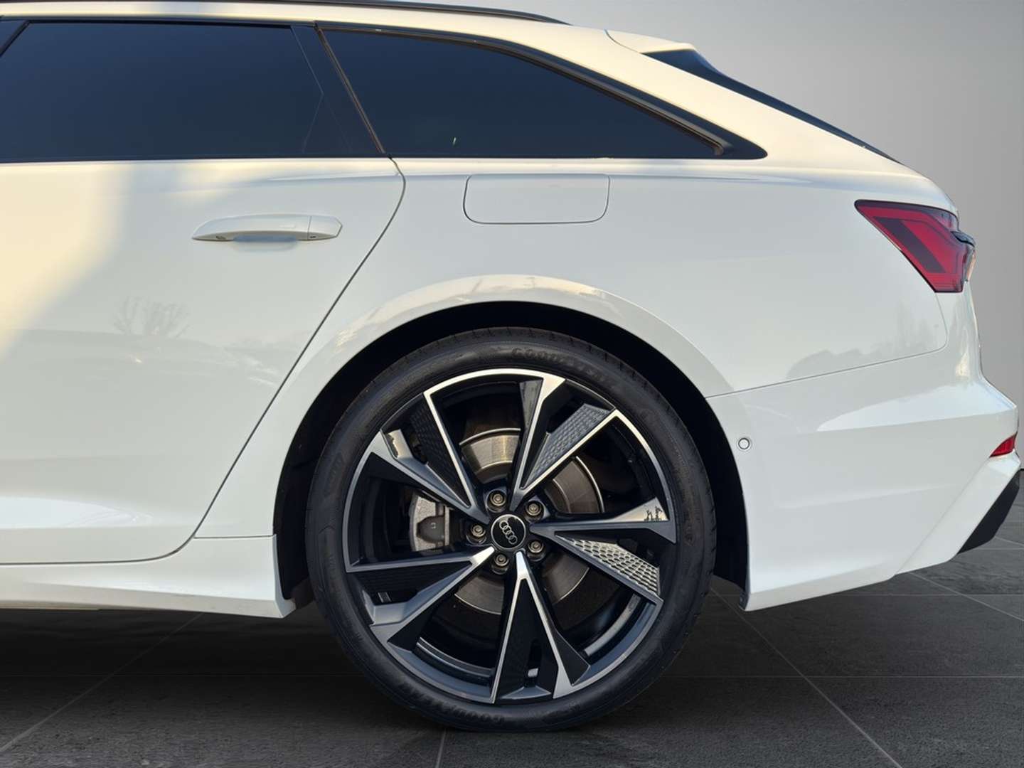 Audi A6 S Line Avant 50 TFSI E - 2022 - Joinsteer - #6