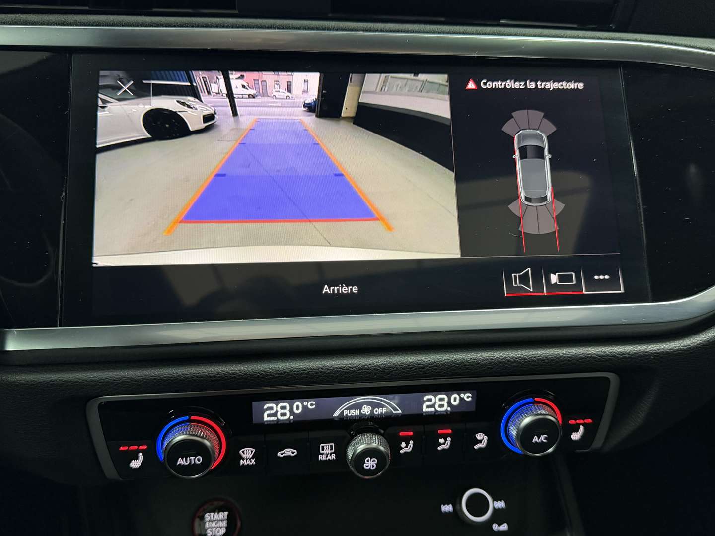 Audi RSQ3 Sportback Exclusive Mat. Sieges Daytona Carbone - 2023 - Joinsteer - #23