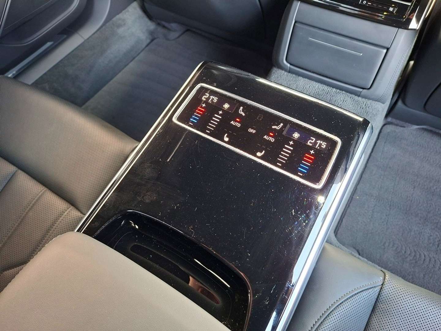 Audi A8 60 TFSI E - 2025 - Joinsteer - #22