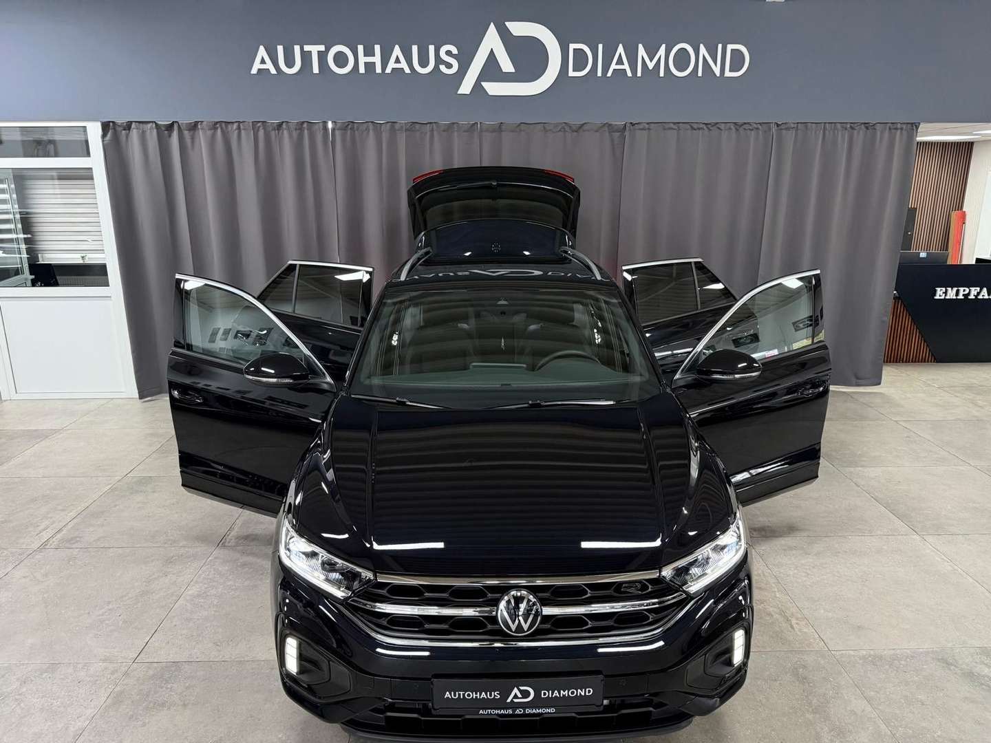 Volkswagen T-Roc R-Line - 2025 - Joinsteer - #4