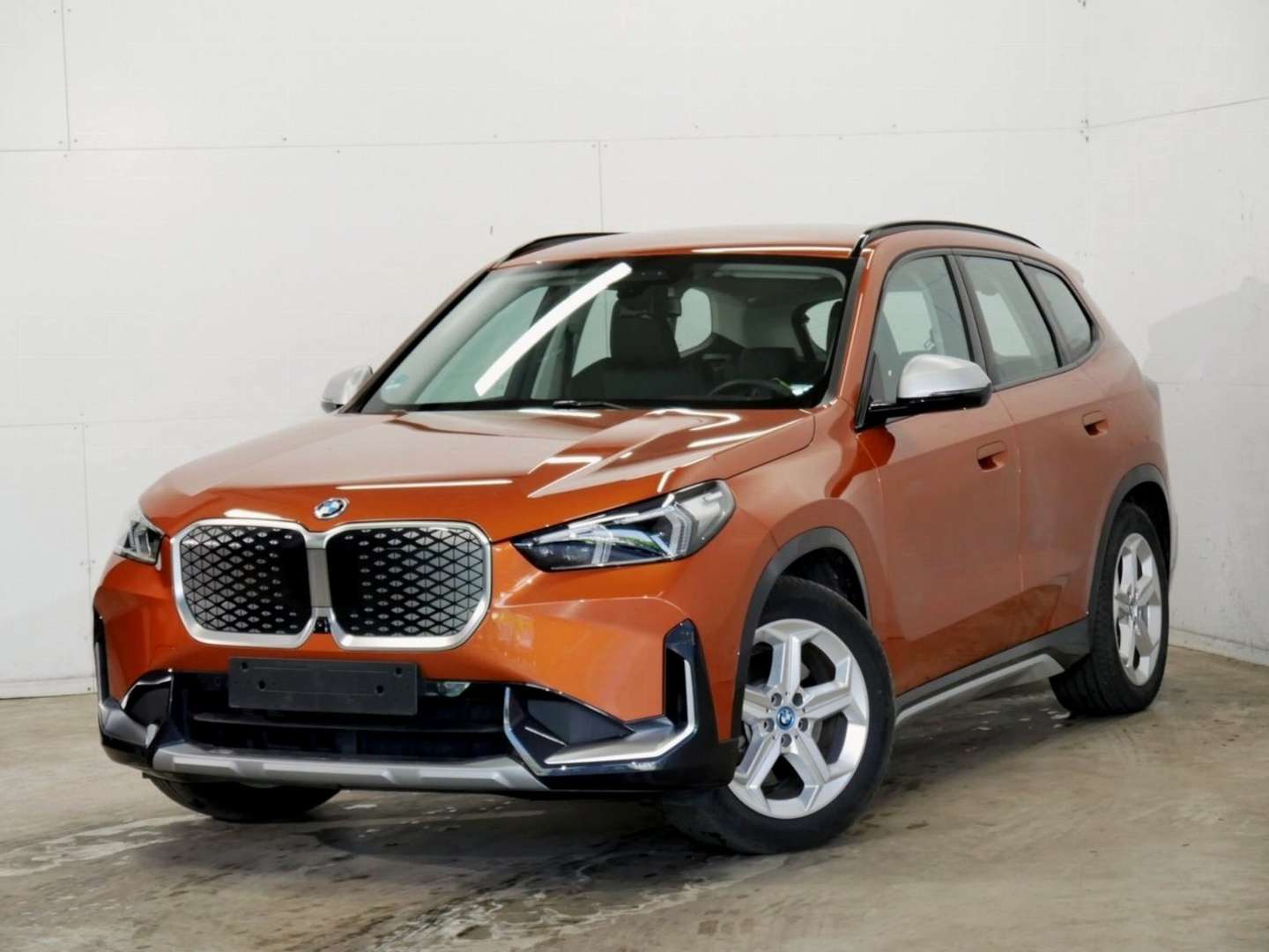 BMW IX1 XDrive30 XLine - 2024 - Joinsteer - #1