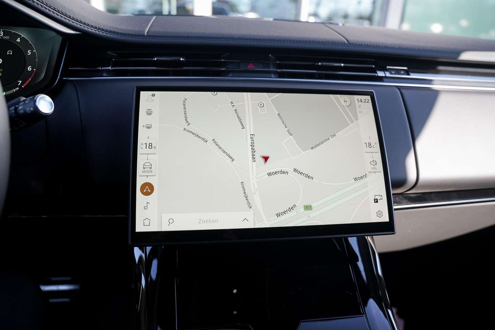 Land Rover Range Rover Sport Dynamic SE P460e AWD - 2026 - Joinsteer - #15