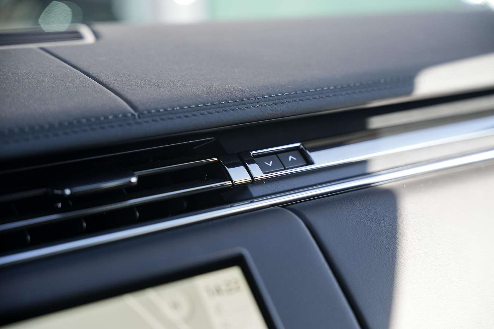 Land Rover Range Rover Sport Dynamic SE P460e AWD - 2026 - Joinsteer - #18