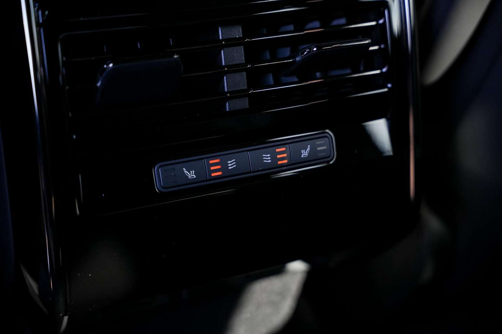 Land Rover Range Rover Sport Dynamic SE P460e AWD - 2026 - Joinsteer - #22