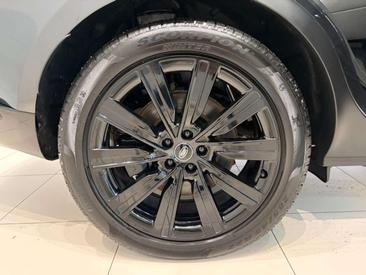 Land Rover Range Rover Autobiography Pano & AHK P550e — photo 9