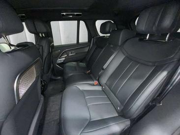 Land Rover Range Rover Autobiography P550e — photo 10