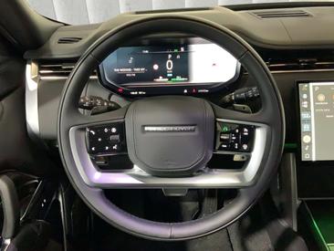 Land Rover Range Rover Autobiography P550e — photo 12