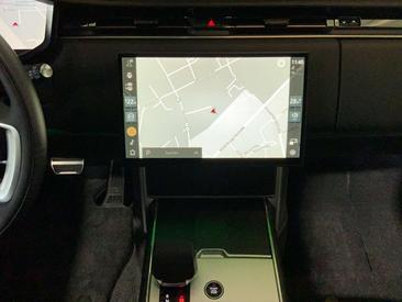 Land Rover Range Rover Autobiography P550e — photo 13