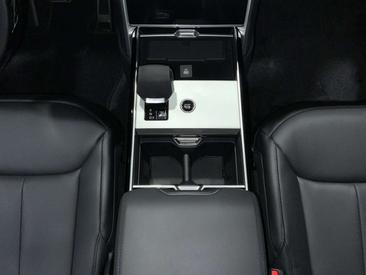 Land Rover Range Rover Autobiography P550e — photo 14