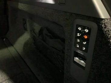 Land Rover Range Rover Autobiography P550e — photo 19