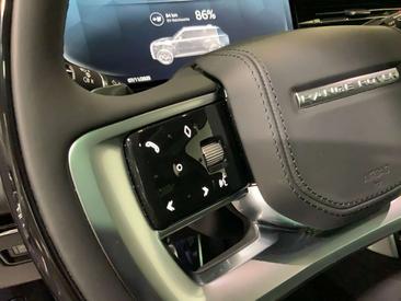 Land Rover Range Rover Autobiography P550e — photo 22