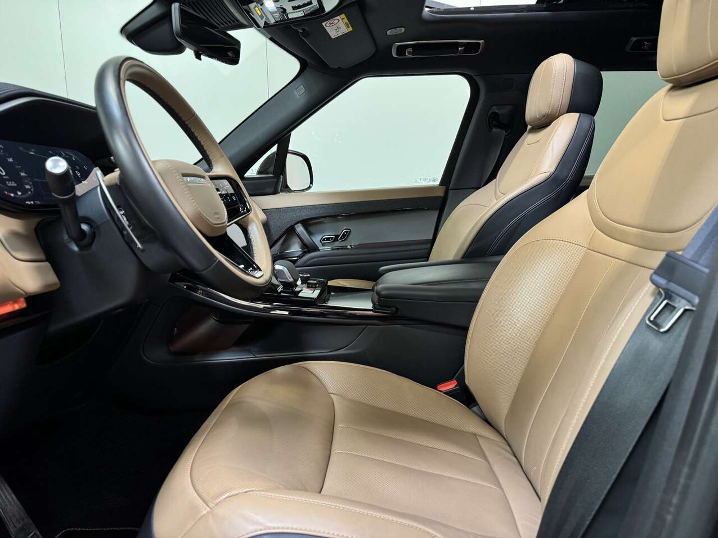 Land Rover Range Rover Sport Dynamic SE - Pano - Topstaat! 1Ste Eig! P440e - 2023 - Joinsteer - #9