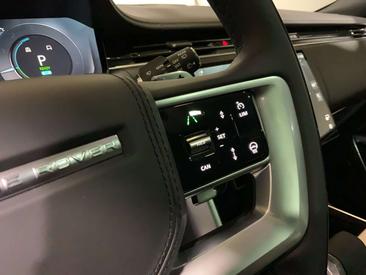 Land Rover Range Rover Autobiography P550e — photo 23