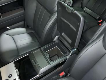 Land Rover Range Rover Autobiography P550e — photo 24