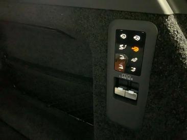 Land Rover Range Rover Autobiography P550e — photo 18
