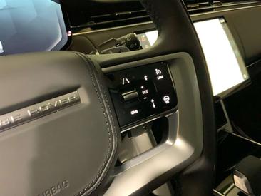 Land Rover Range Rover Autobiography P550e — photo 25