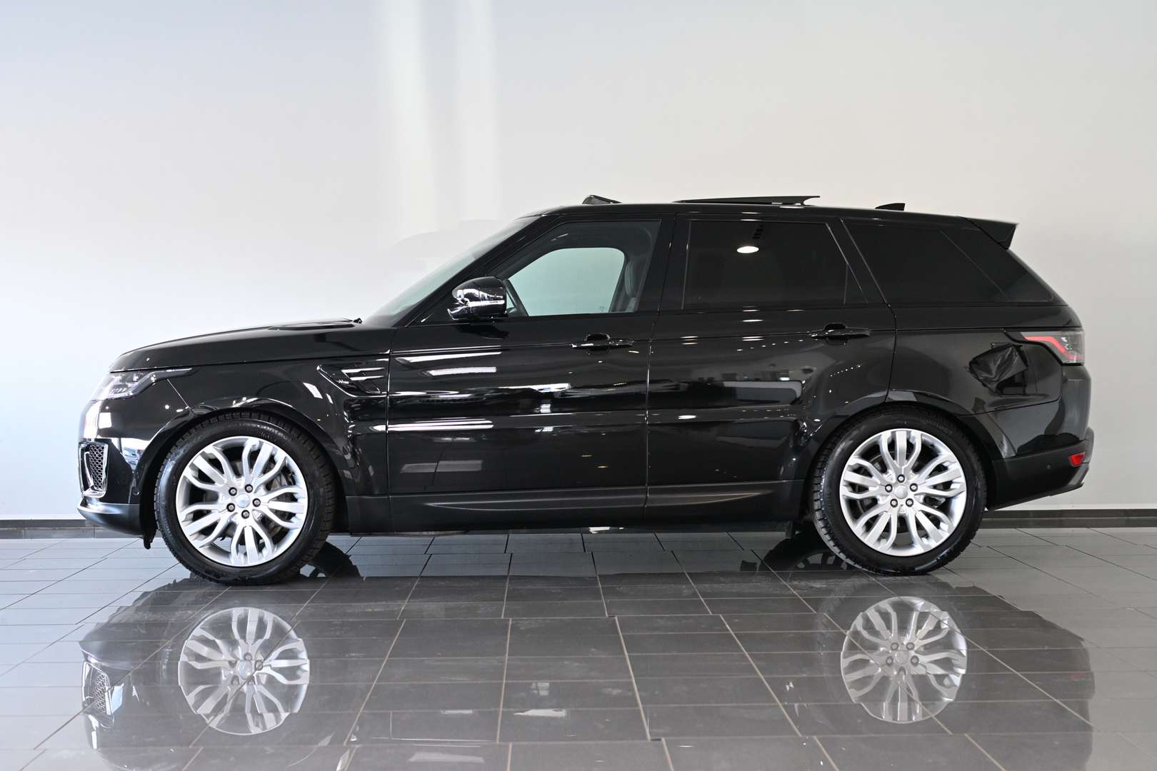 Land Rover Range Rover Sport SE AHK Pano TFT LED 21 D300 - 2021 - Joinsteer - #3