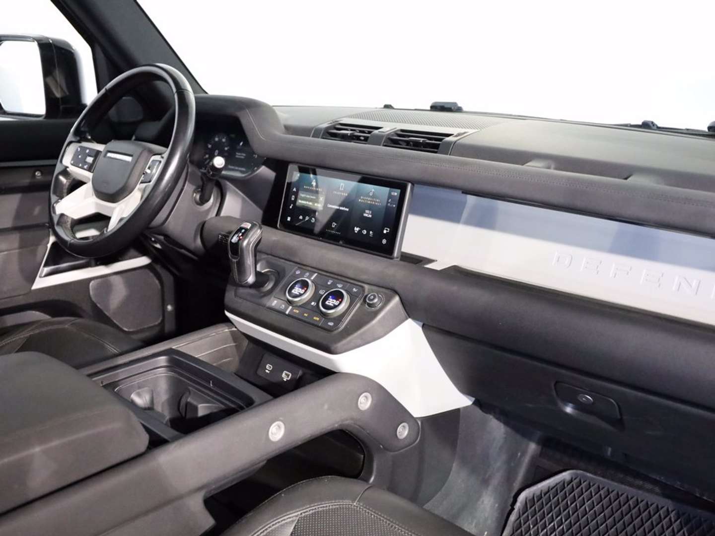 Land Rover Defender 90 X-dynamic Se Awd 3.0d I6 Mhev 200cv Auto - 2023 - Joinsteer - #9