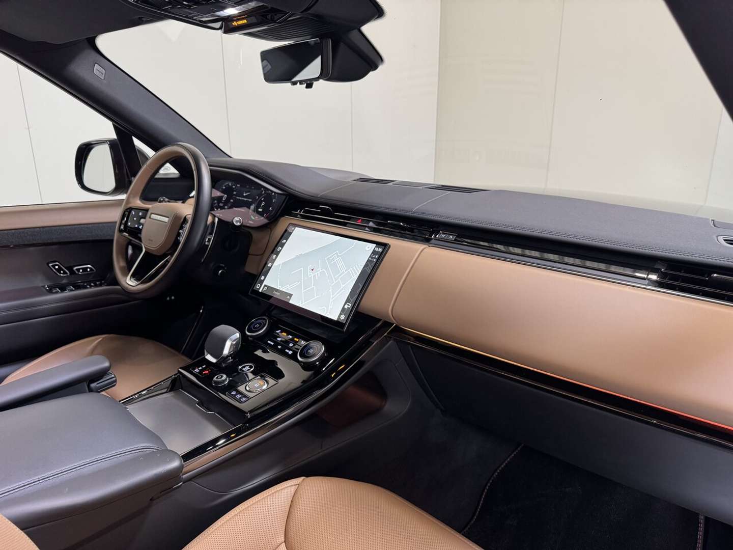 Land Rover Range Rover Sport Dynamic SE - Pano - Topstaat! 1Ste Eig! P440e - 2023 - Joinsteer - #13