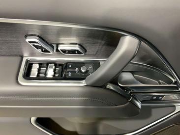 Land Rover Range Rover Autobiography P550e — photo 26