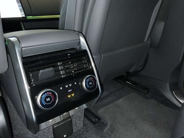 Land Rover Range Rover Autobiography P550e — photo 23