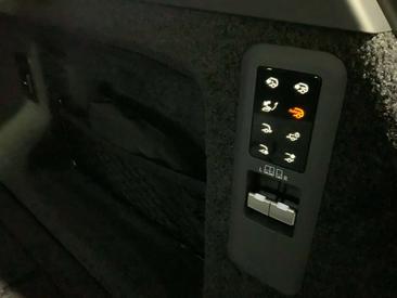 Land Rover Range Rover Autobiography P550e — photo 25