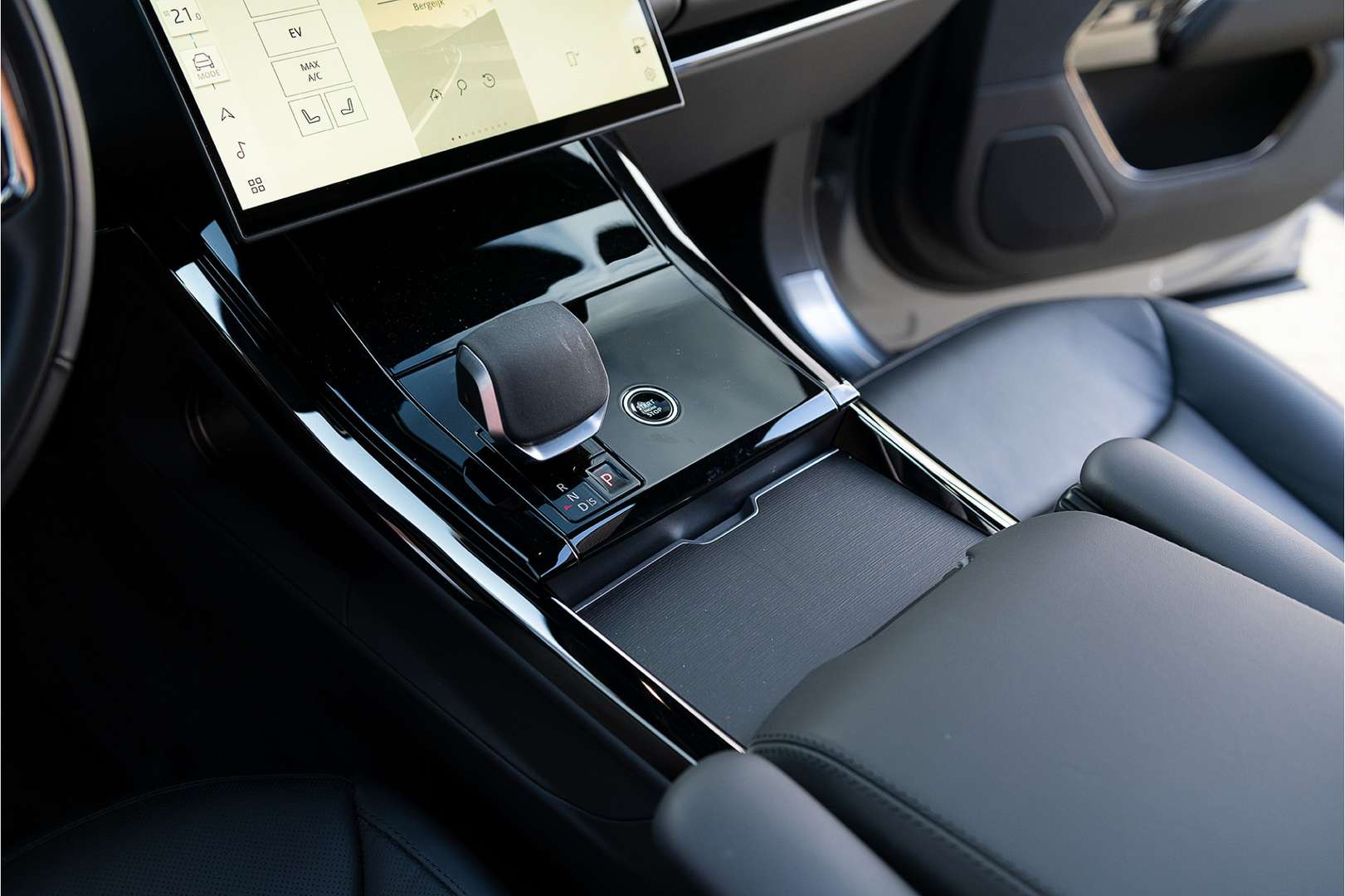 Land Rover Range Rover Sport Autobiography P550e - 2025 - Joinsteer - #10