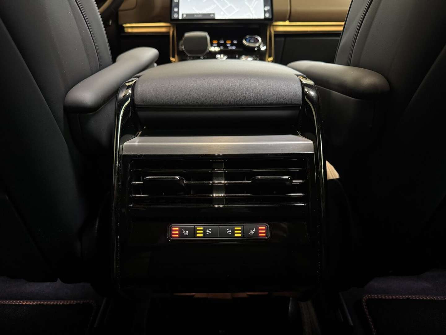 Land Rover Range Rover Sport Dynamic SE - Pano - Topstaat! 1Ste Eig! P440e - 2023 - Joinsteer - #24