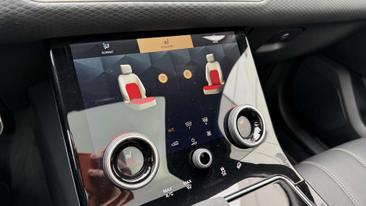 Land Rover Range Rover Velar P250 R-Dynamic SE — photo 14