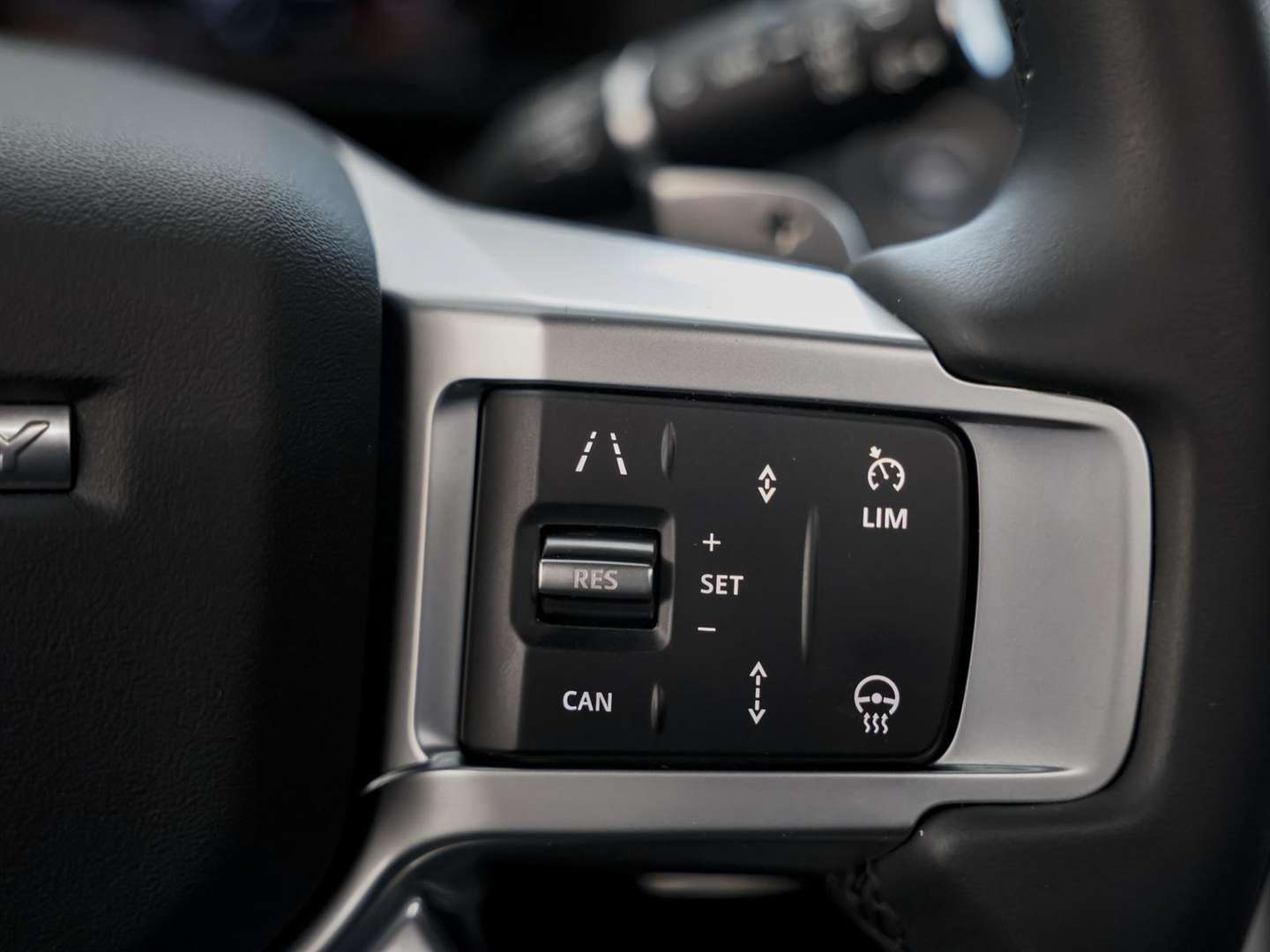 Land Rover Discovery D250 Dynamic SE NAVI SD ACC HUD AHK - 2025 - Joinsteer - #15