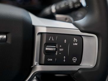 Land Rover Discovery D250 Dynamic SE NAVI SD ACC HUD AHK — photo 15