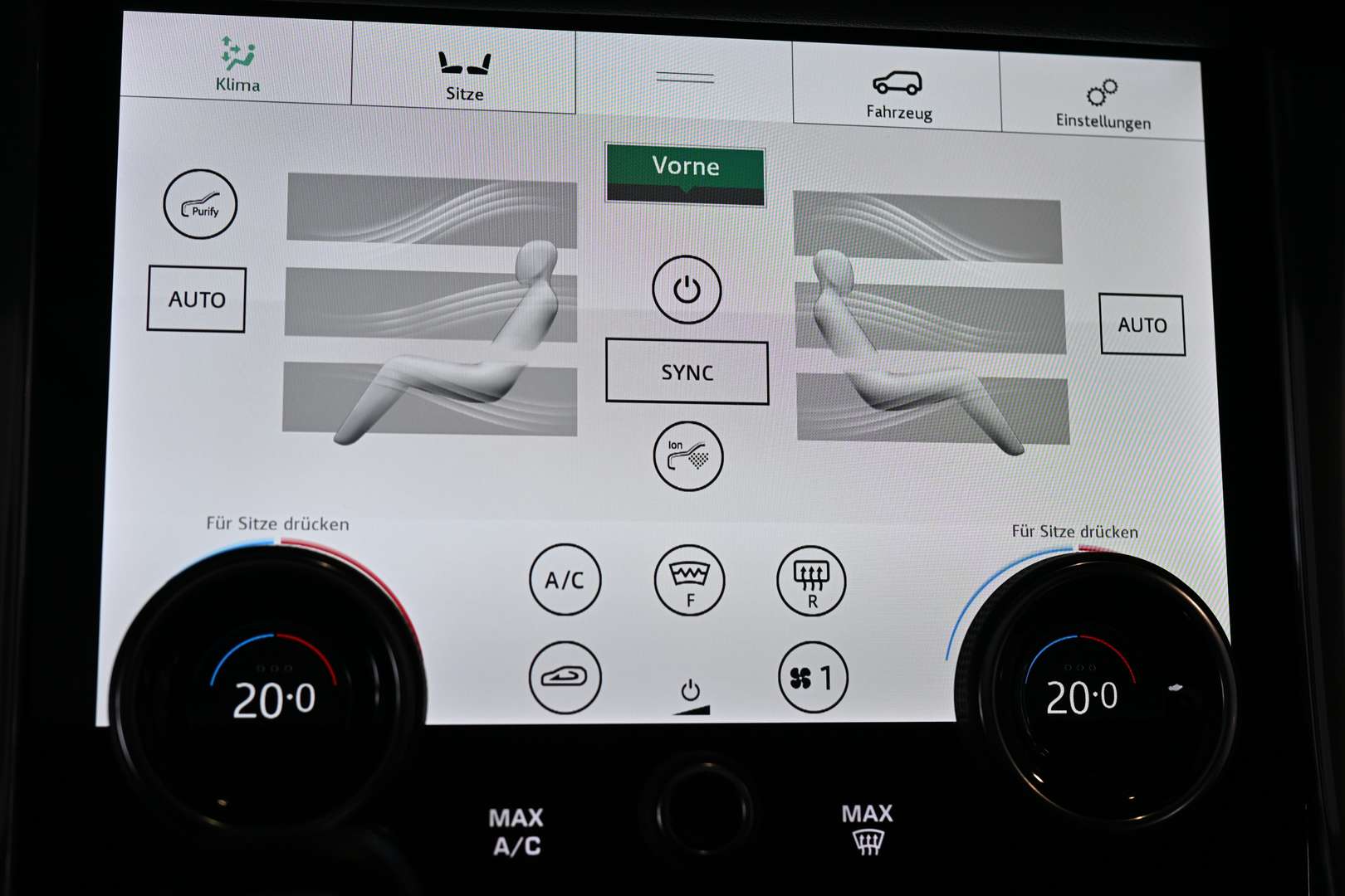 Land Rover Range Rover Sport SE AHK Pano TFT LED 21 D300 - 2021 - Joinsteer - #32