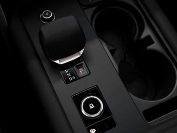 Land Rover Discovery D250 Dynamic SE NAVI SD ACC HUD AHK — photo 19