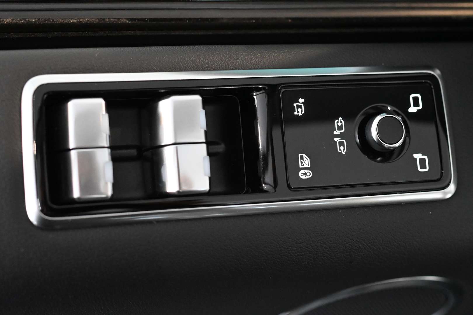 Land Rover Range Rover Sport SE AHK Pano TFT LED 21 D300 - 2021 - Joinsteer - #35