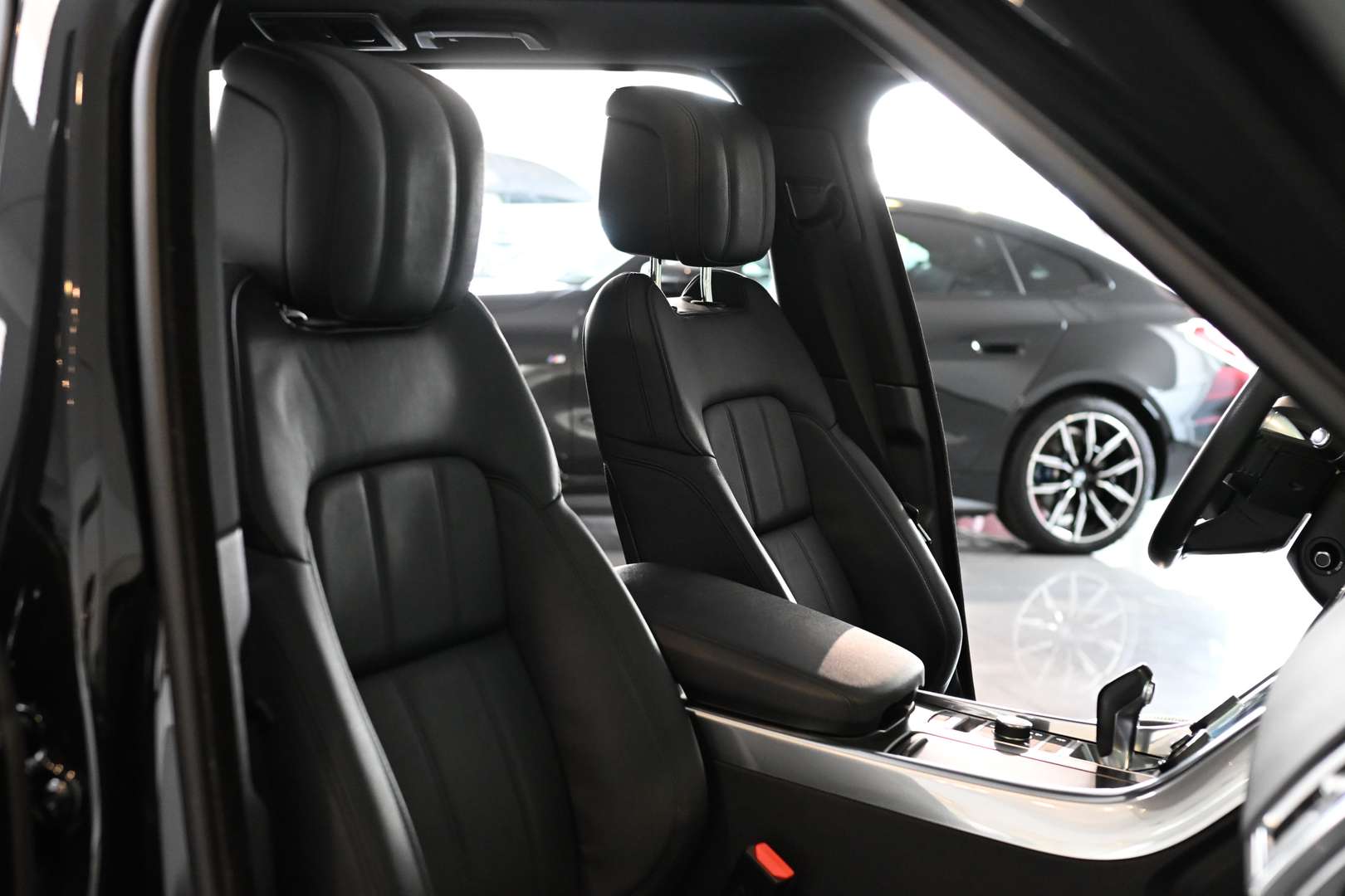 Land Rover Range Rover Sport SE AHK Pano TFT LED 21 D300 - 2021 - Joinsteer - #37