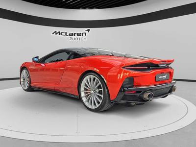 McLaren GT