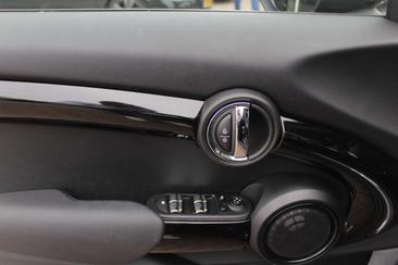 Mini Cooper Série Spéciale Cooper — photo 22