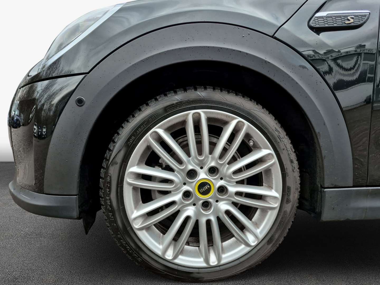 Mini Electric Yours Cooper SE - 2023 - Joinsteer - #5