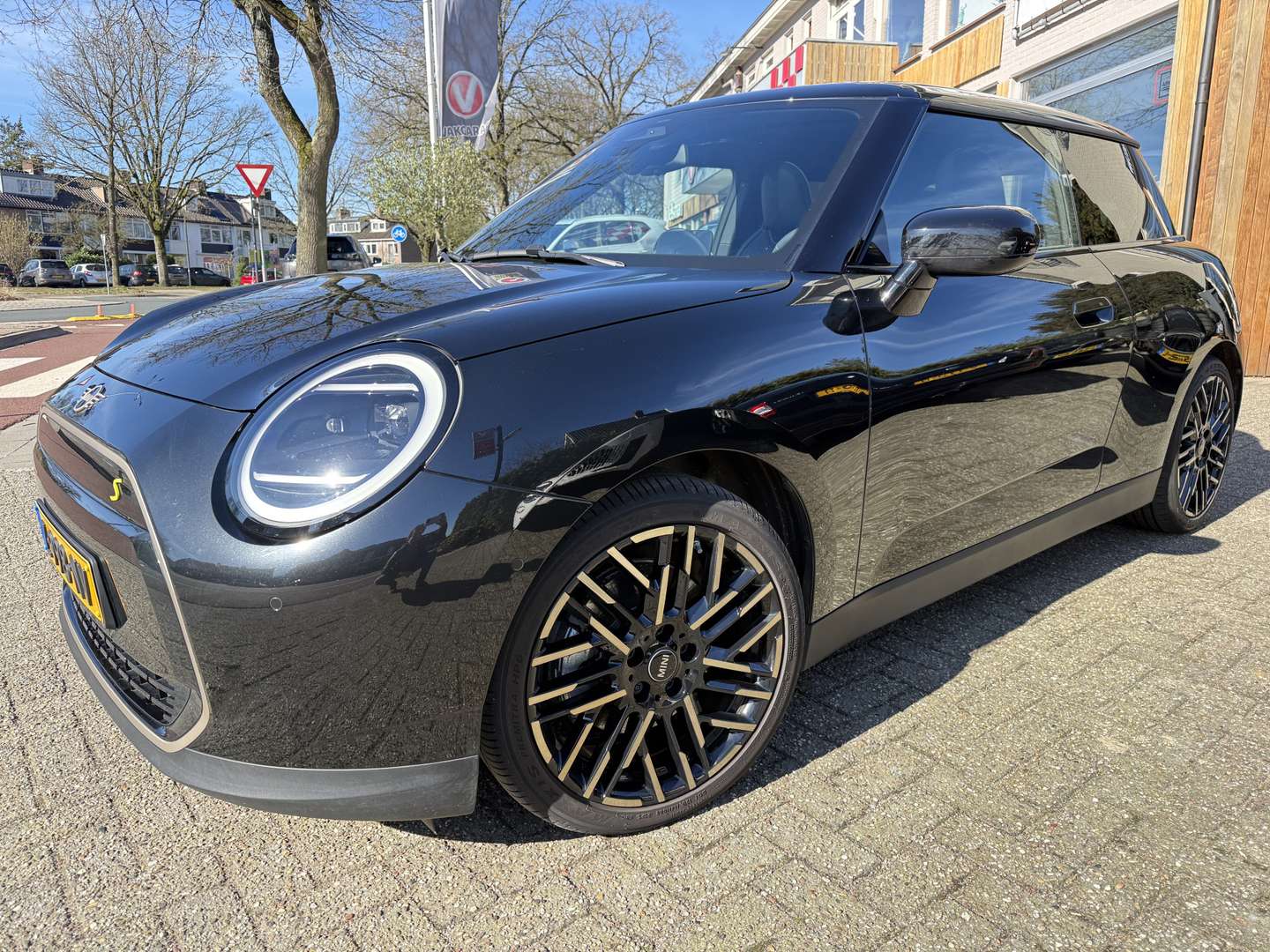 Mini Electric Favoured Cooper SE - 2024 - Joinsteer - #12